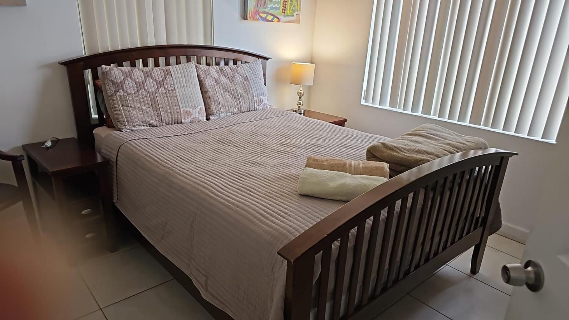 Royal Poinciana Stay Miami Springs Kültér fotó
