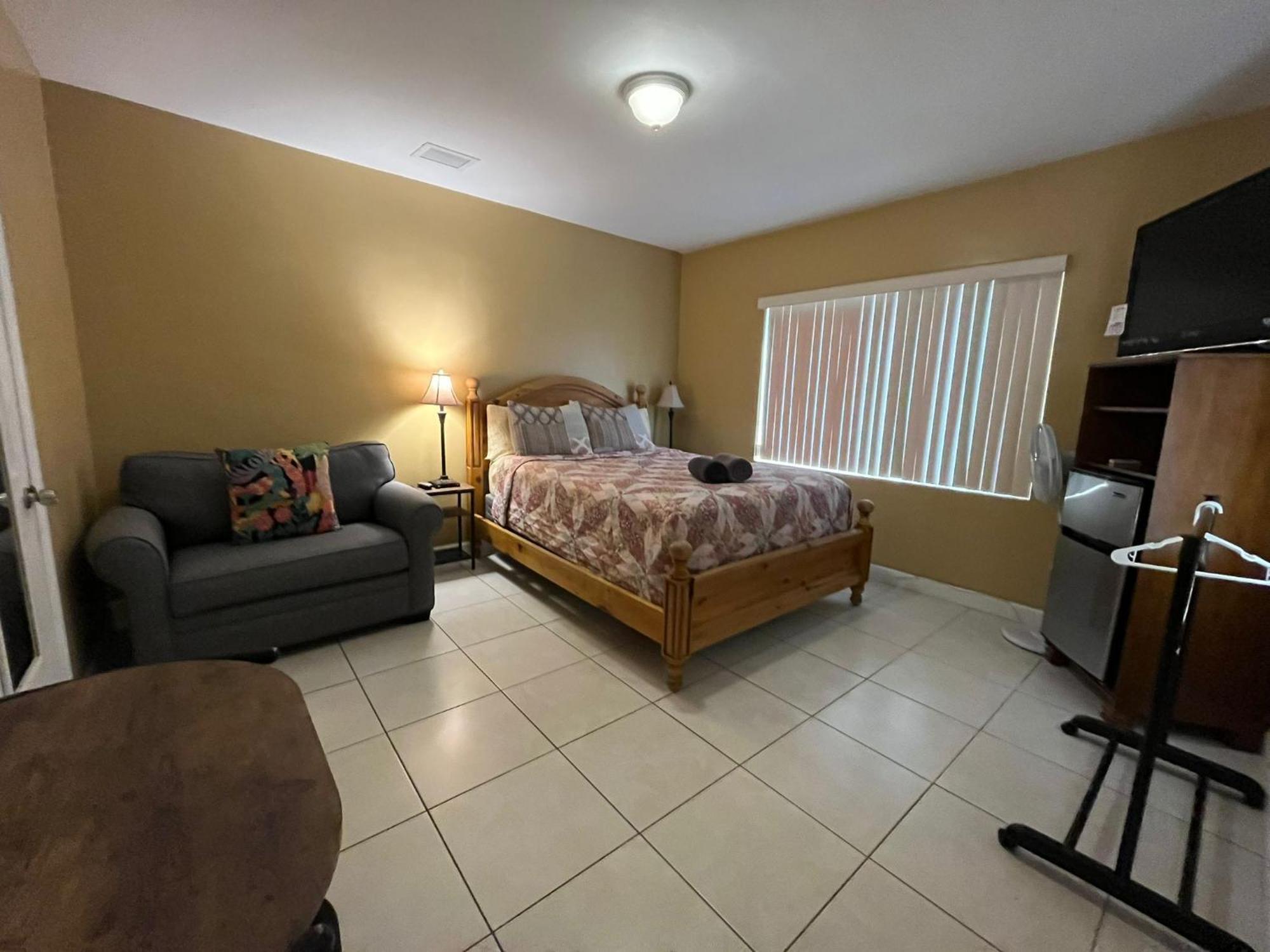 Royal Poinciana Stay Miami Springs Kültér fotó